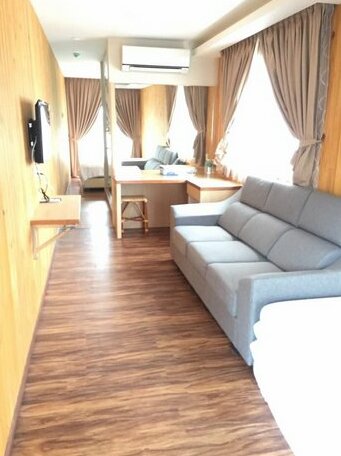 Kluang Container Swimming Pool Hotel - Photo4