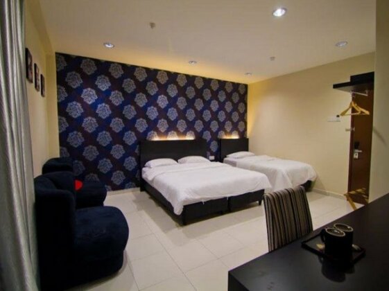 Melody Inn Hotel - Photo4