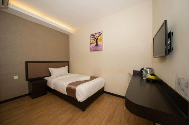 OYO 1214 Oro Hotel - Photo3