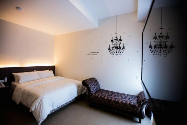 OYO 574 RS Boutique Hotel - Photo2