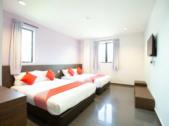OYO 89487 Space Hotel - Photo3