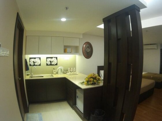 Cyber Studio Apartment - Photo2