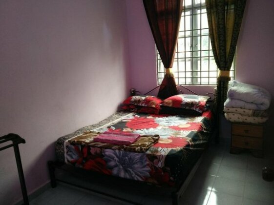 Sri Inai Homestay - Photo5