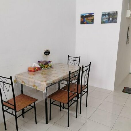 Unie Homestay - Photo3