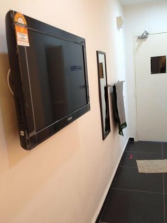 White House Cubical Hotel - Photo2