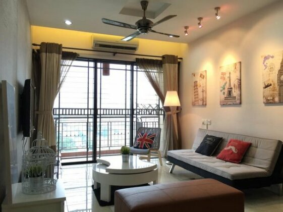 Luxury Stay @ 3 Bedrooms Condo Kota Damansara - Photo2