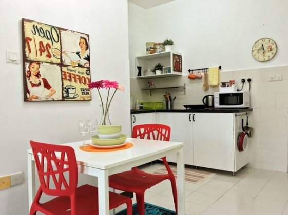 Vibrant Studio at Damansara Perdana - Photo4