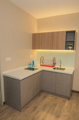 Aeropod Golden Suite 1 Bedroom Apartment - Photo3