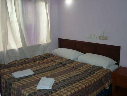 A&J Budget Hotel - Photo4