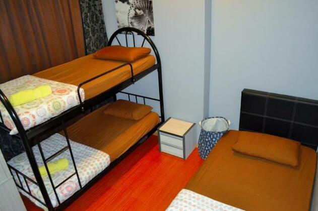 Bell's 1Borneo 3-bedrooms Home - Photo5