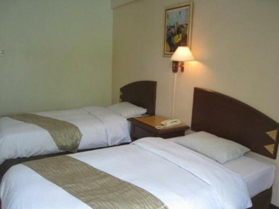 Casuarina Hotel - Photo2