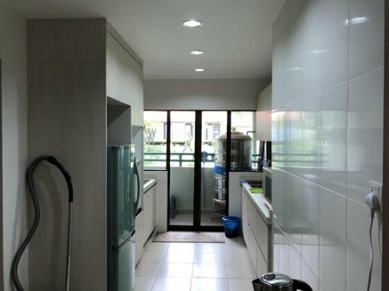 Colonnade Condominium @ Gavia Home for 10 pax - Photo3