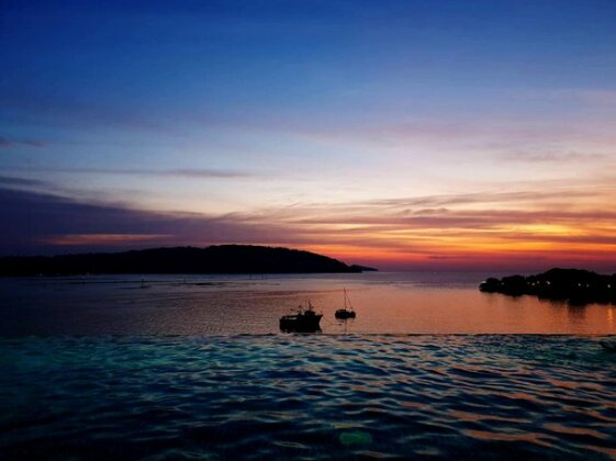 Favstay Sunset Suite - Photo5