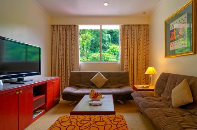 Hotel Shangri-La Kota Kinabalu - Photo5