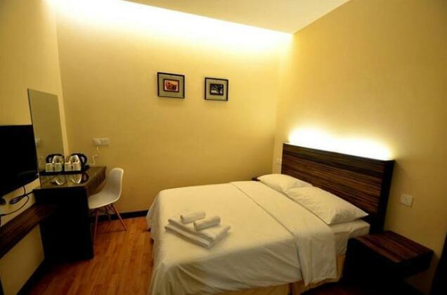Little Gaya Hotel - Photo3