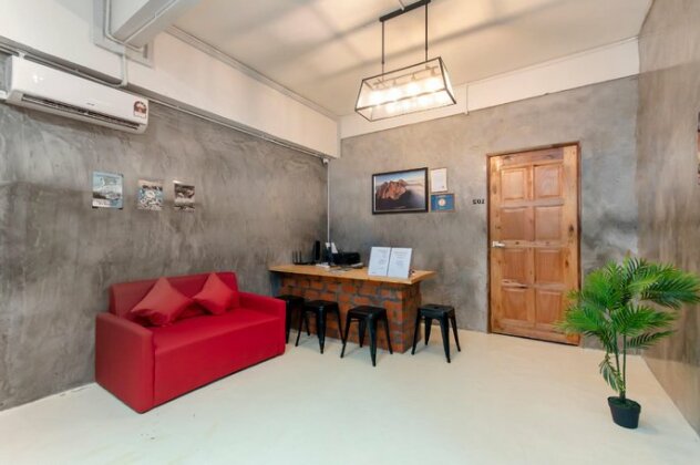 Mad Suite - Photo3