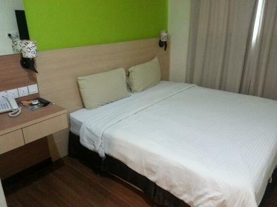 Maxim Hotel - Photo5