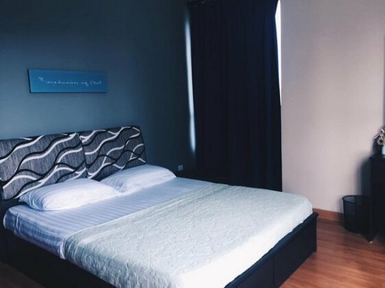 One Borneo Condominium by Josie - Photo2