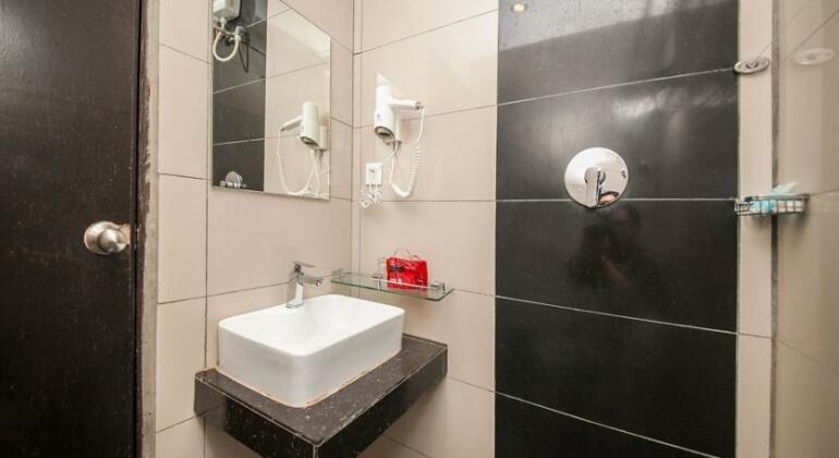 OYO Rooms SEDCO Complex - Photo5