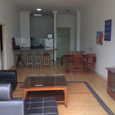 Penthouse Corner Special - Photo2