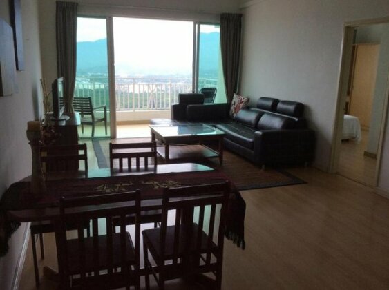 Penthouse Corner Special - Photo5