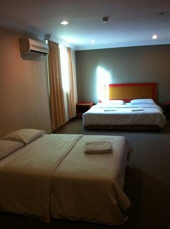 Seri Borneo Hotel - Photo2