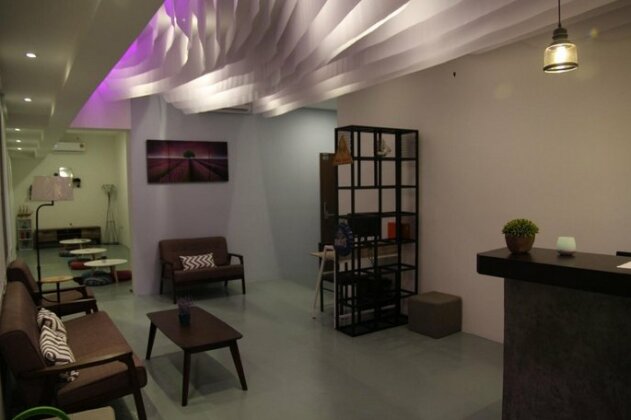 Space Capsule Hotel - Photo2