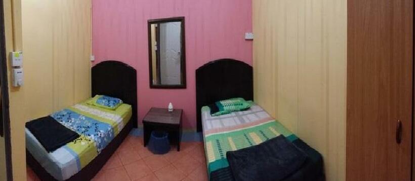 Sri Sembulan Guesthouse - Photo5