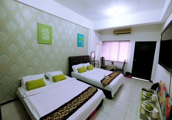Studio Apartment @ KK City Center - Photo3