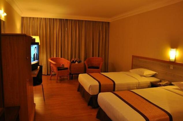 TD Plaza Hotel - Photo4