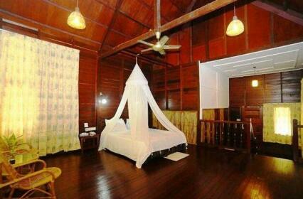 Bilit Rainforest Lodge