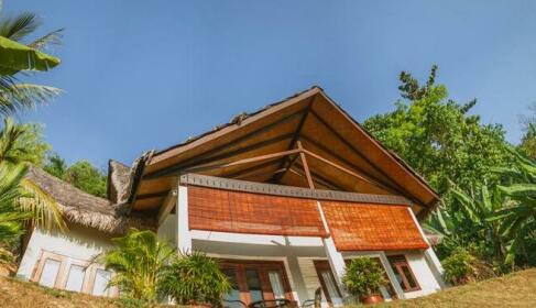 Alamanda Minang Villa