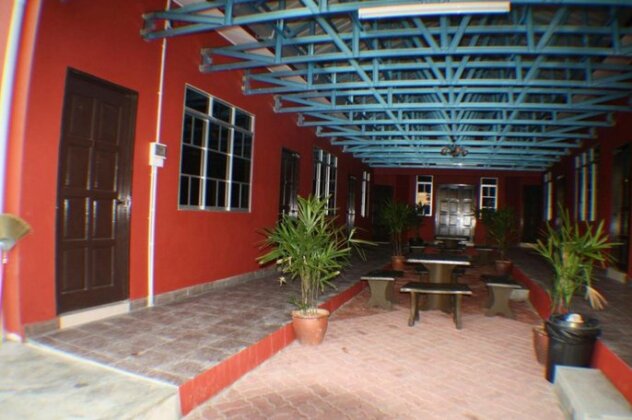 Bougainvillea Inn - Photo5