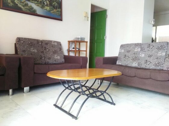 Century Suria Service Apartment - Private Residential 1 - Photo5