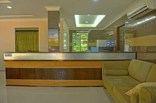 Penarak Bamboo Beach Motel - Photo4