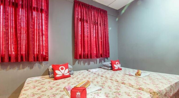 ZEN Rooms Nabil Nabila Motel - Photo5