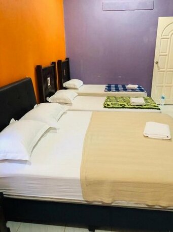 Homestay Mak Esah - Photo2