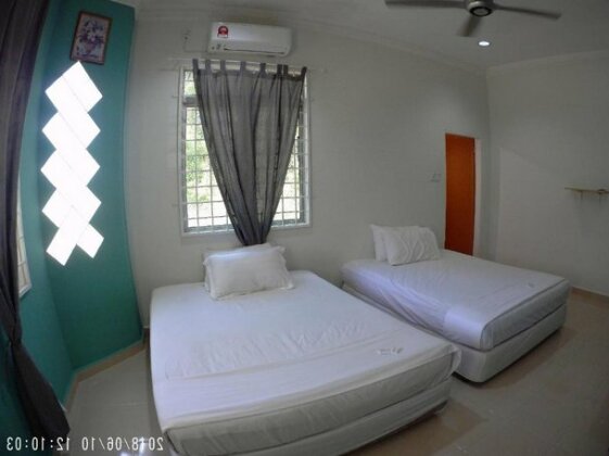 FBS Guesthouse Dungun - Photo2