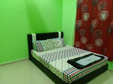 HR Iman Homestay