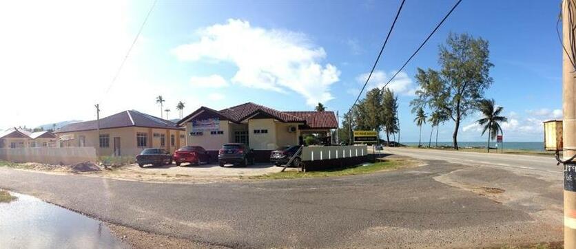 Semarak Beach Inn - Photo4