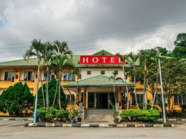 Highway Hotels - Bukit Merah