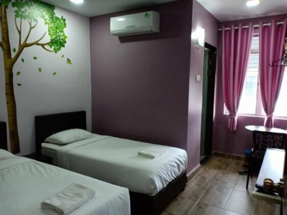 Purple Dream Home - Photo3