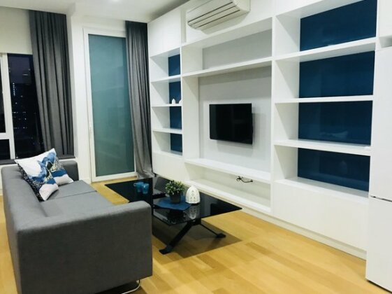 7stonez Platinum Suites Klcc - Photo4