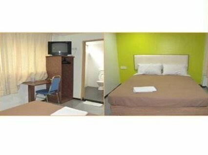 Cosmic Hotel - Photo2
