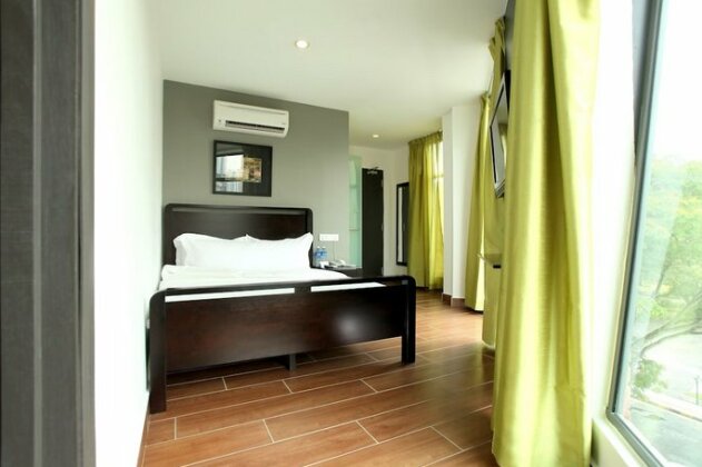 Crossroads Hotel - Photo4