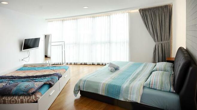 Exclusive 1 Bedroom in Regalia - Photo3