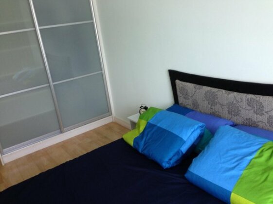 Into The Stay - Photo4