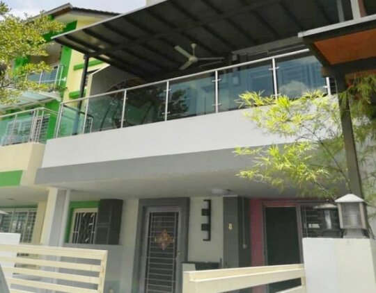 Kepong Spacious Vacation House