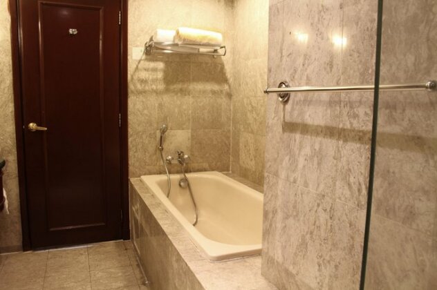 KL Service Suite at Times Square - Photo3