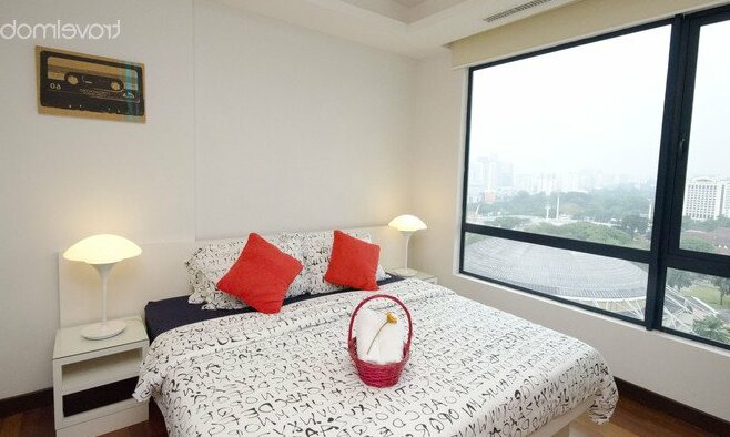 KL Stylish 2 Bedroom Apartment For 4 - Photo3